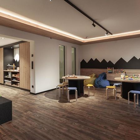 לאנגנפלד First Mountain Hotel Oetztal מראה חיצוני תמונה
