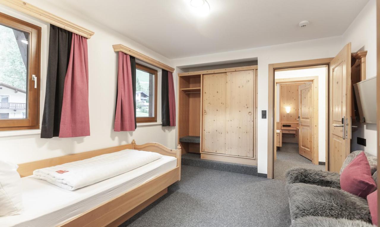 לאנגנפלד First Mountain Hotel Oetztal מראה חיצוני תמונה
