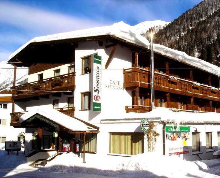 לאנגנפלד First Mountain Hotel Oetztal מראה חיצוני תמונה